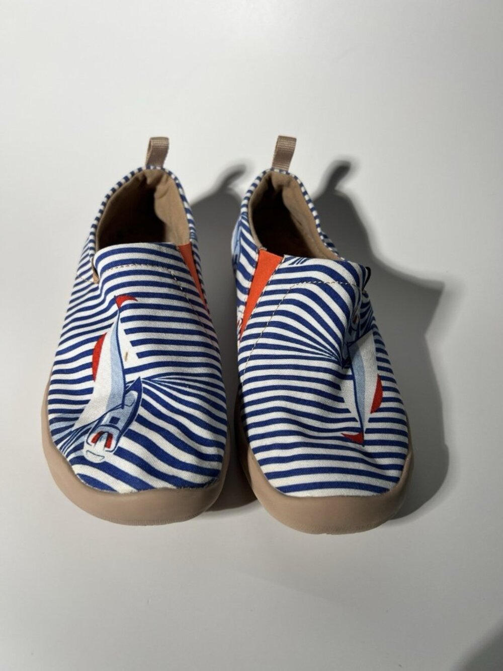 UIN Ferry Well Women’s Shoes Size 6.5 Slip On Casual Comfort